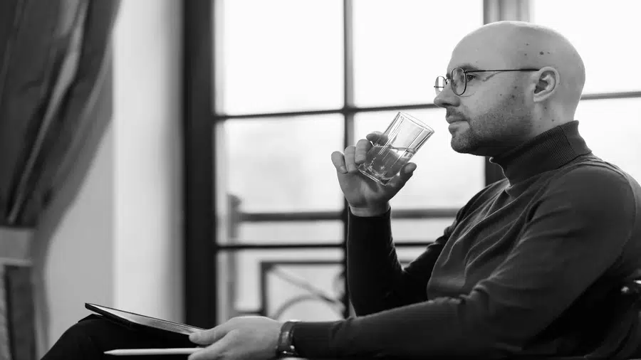 How much water should I drink for weight loss?